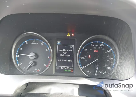 2018 Toyota Rav4 Xle из США, поврежденный, VIN JTMRFREVXJJ190576